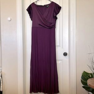 DKNY elegant long dress